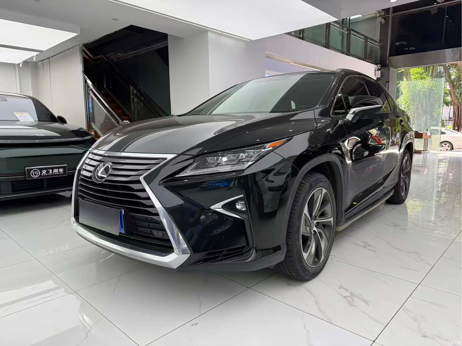 Lexus RX, 2018 1