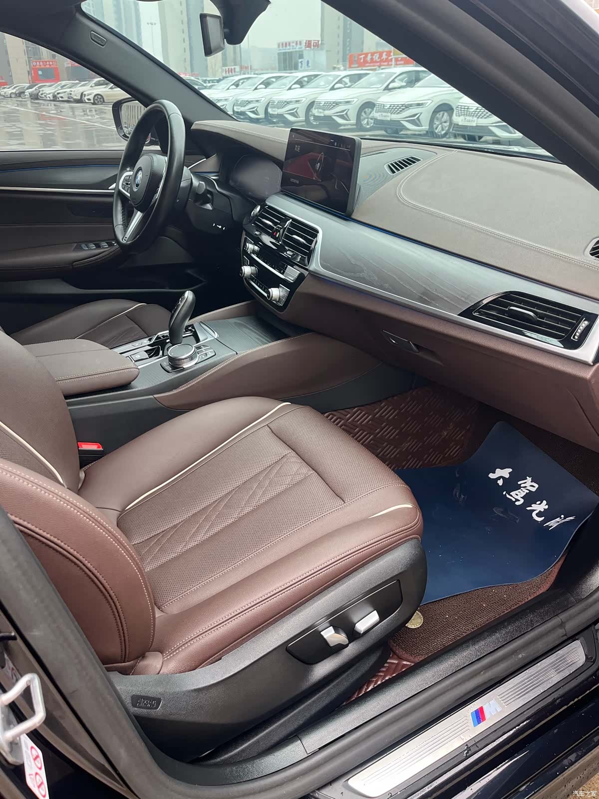 BMW 5 Series, 2023 16