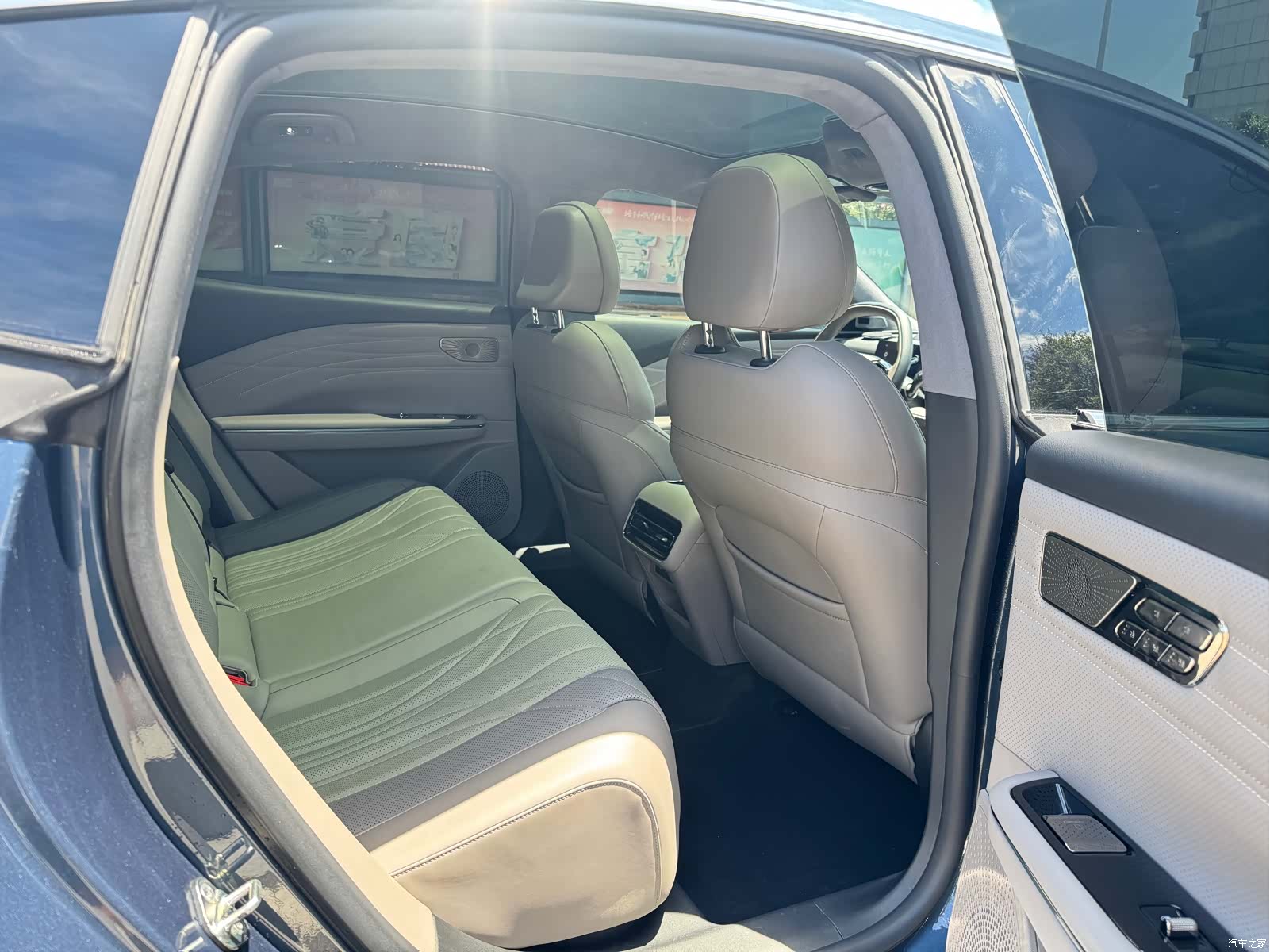 Geely 8, 2025 11