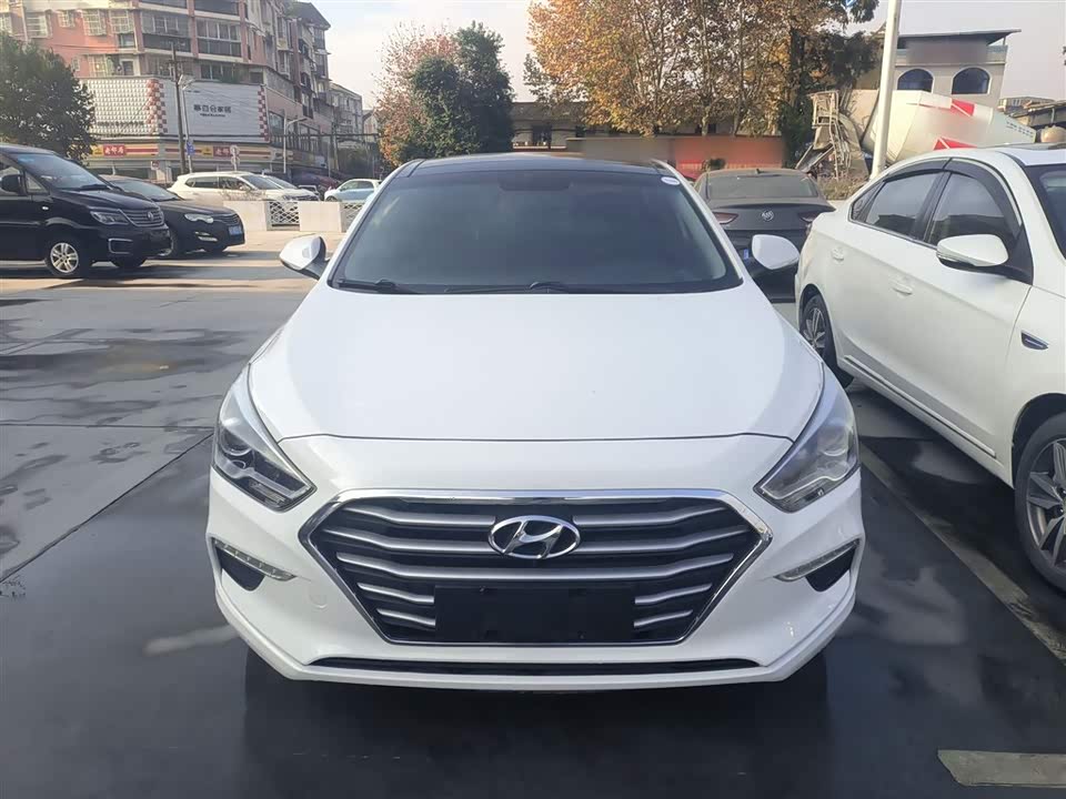 Hyundai Name picture