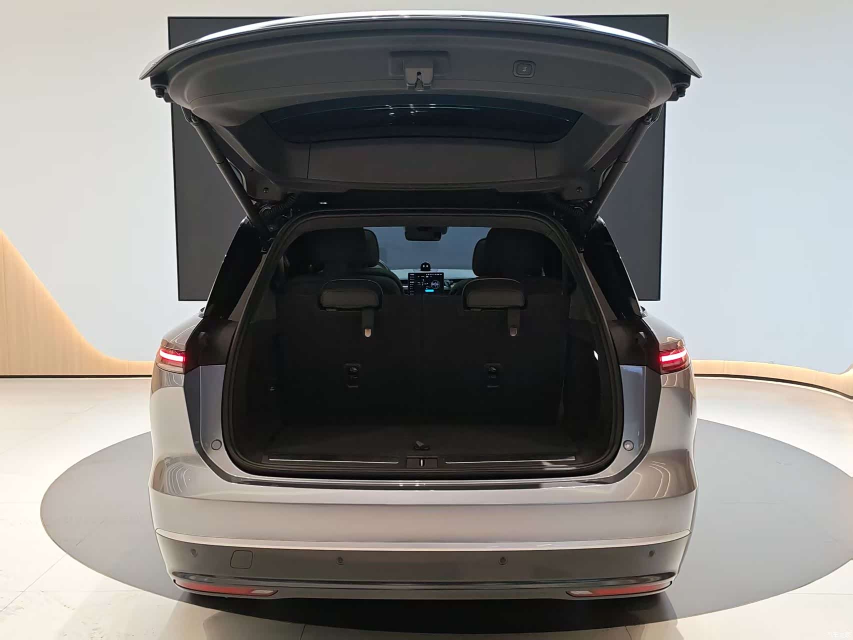 NIO ES8, 2025 8