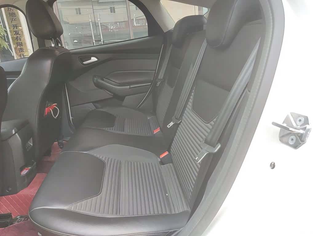 Ford Focus, 2018 17