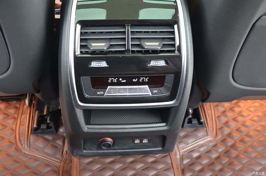 BMW X7, 2019 11
