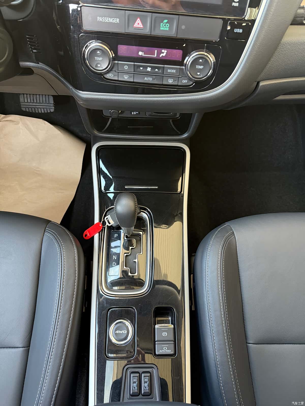Mitsubishi Outlander, 2019 14