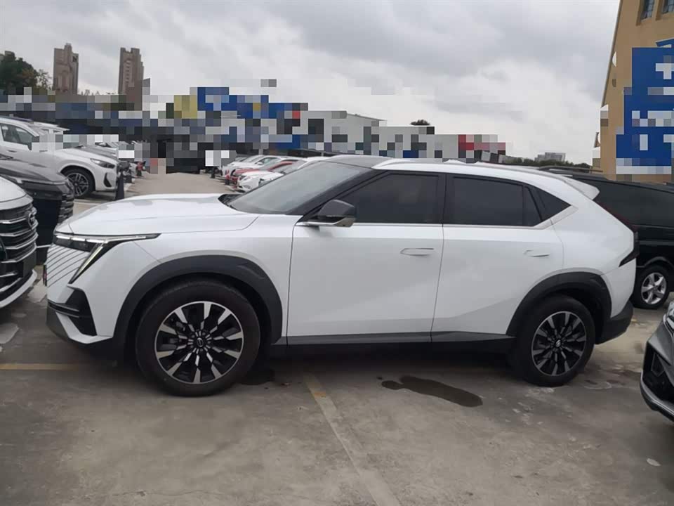 Trumpchi Shadow cool