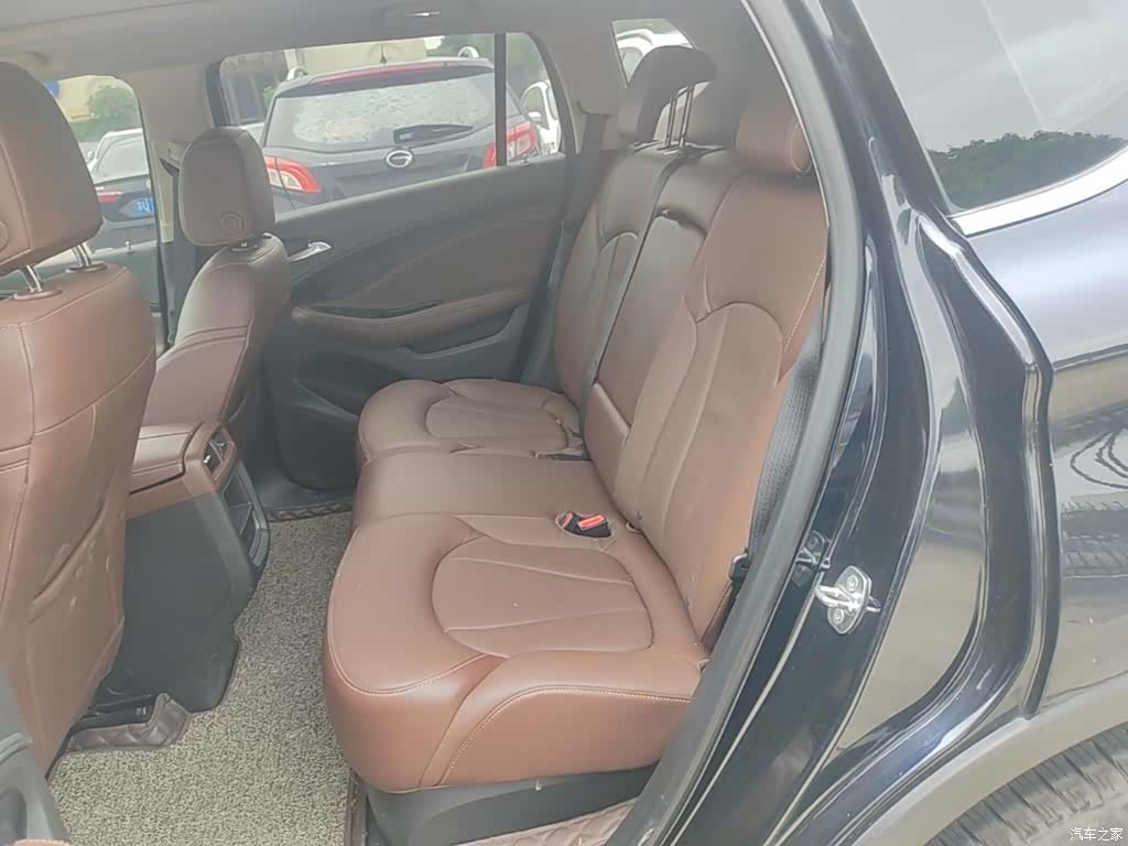 Buick Envision Plus, 2021 13