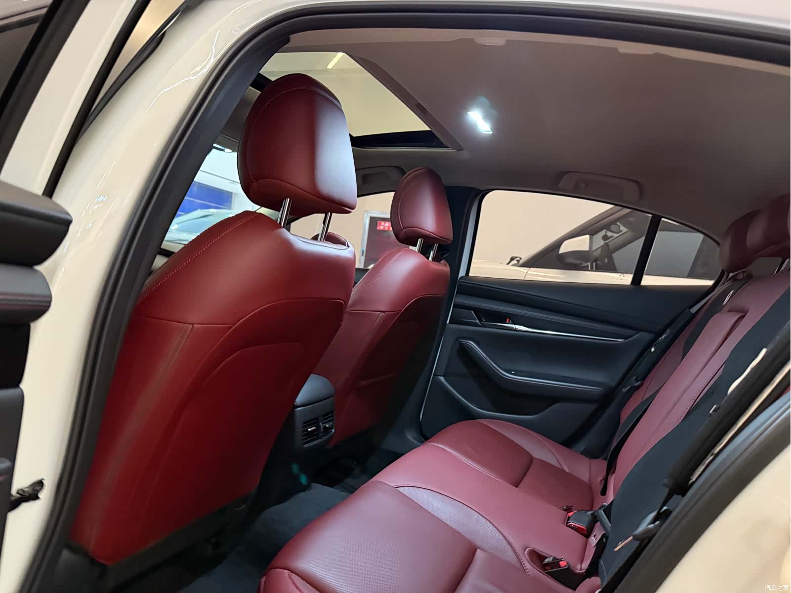 Mazda Mazda3, 2024 7