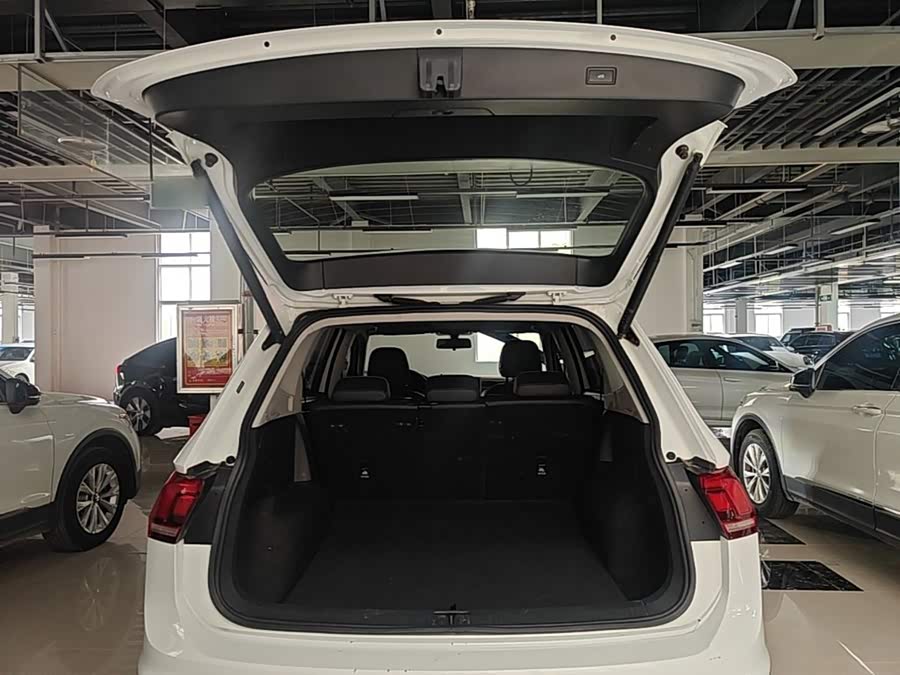 Volkswagen Tiguan L 2024, фото 19