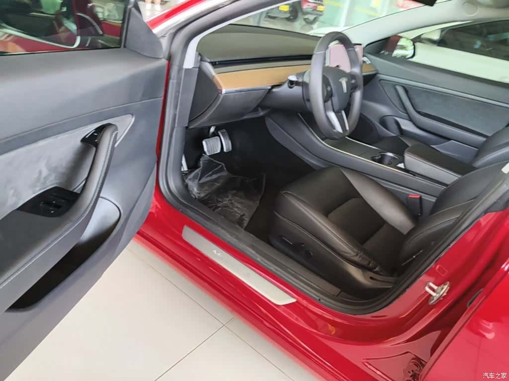 Tesla Model 3, 2020 16