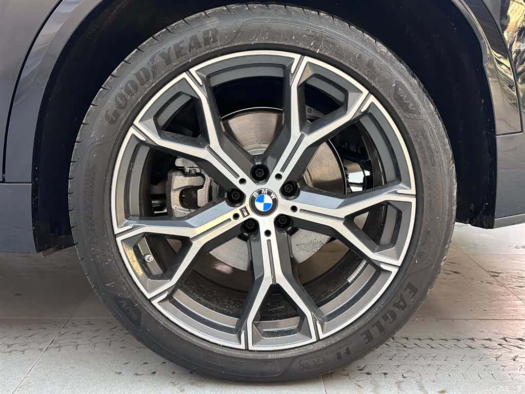 BMW X5, 2025 18