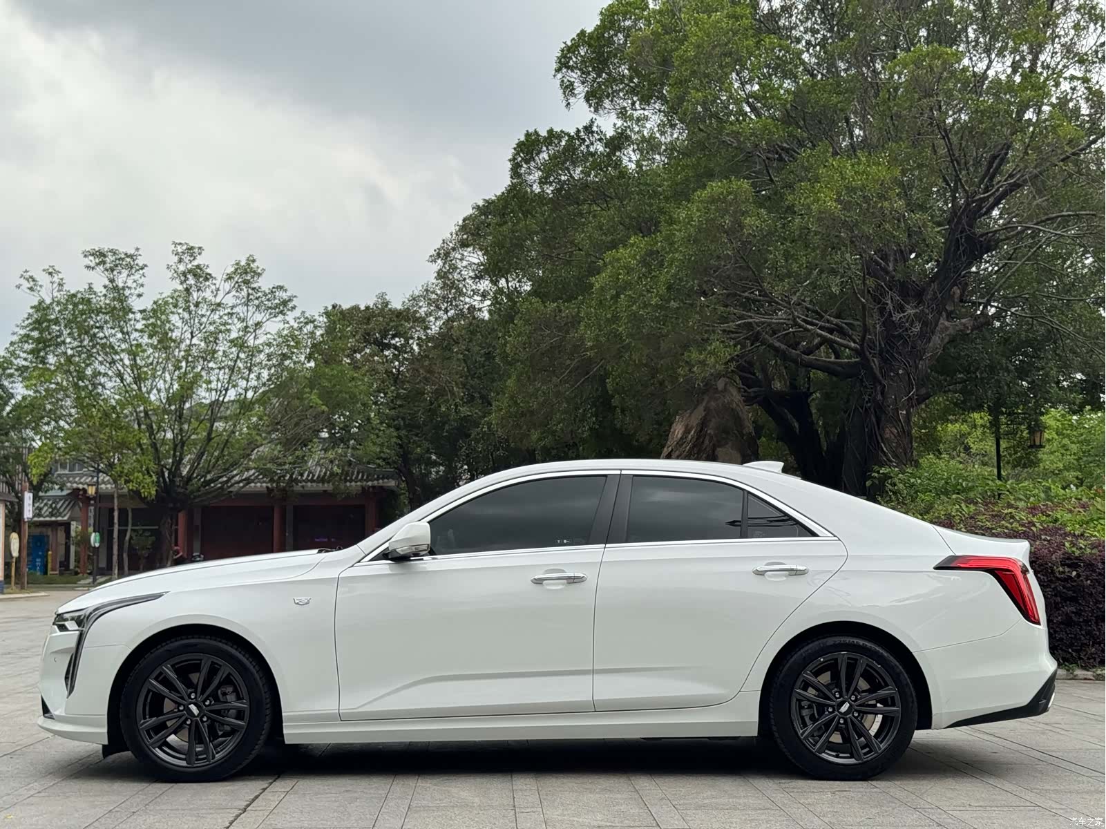 Cadillac CT4, 2021 все фото