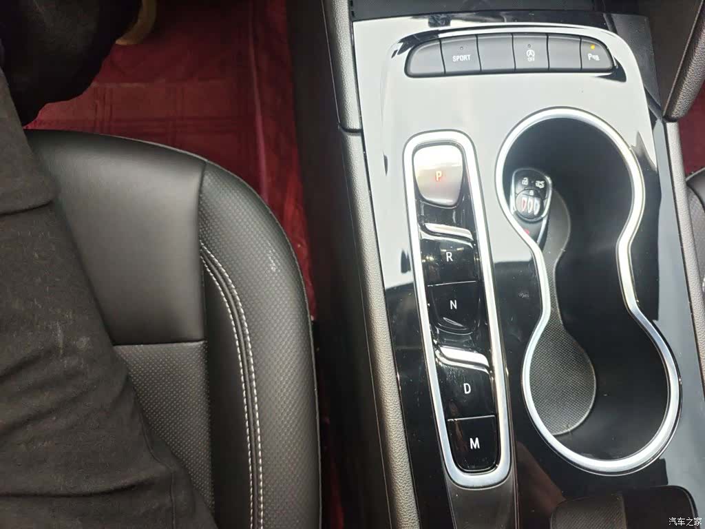 Buick Regal, 2025 10