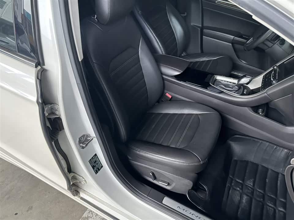 Ford Mondeo Ford Mondeo