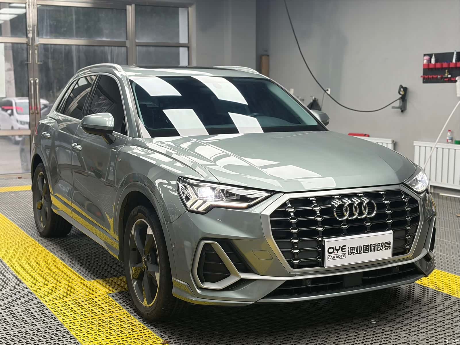 Audi Q3, 2022 3