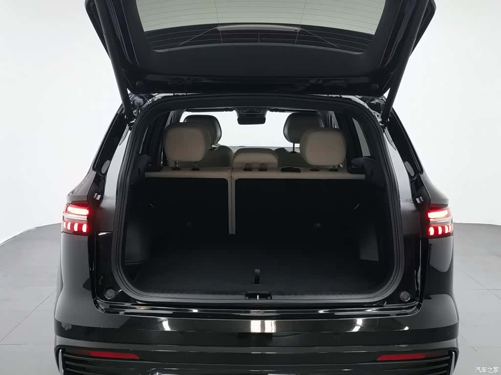Geely Xingyue L, 2025 16