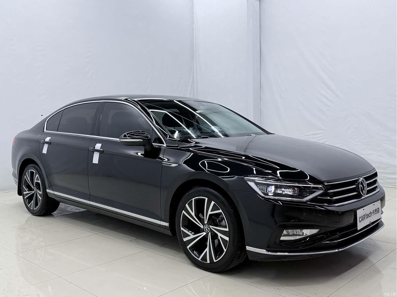 Volkswagen Magotan, 2022 4