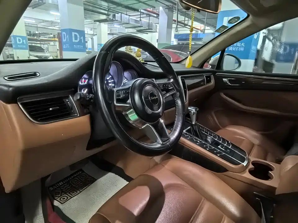 Zotye SR9 Zotye SR9
