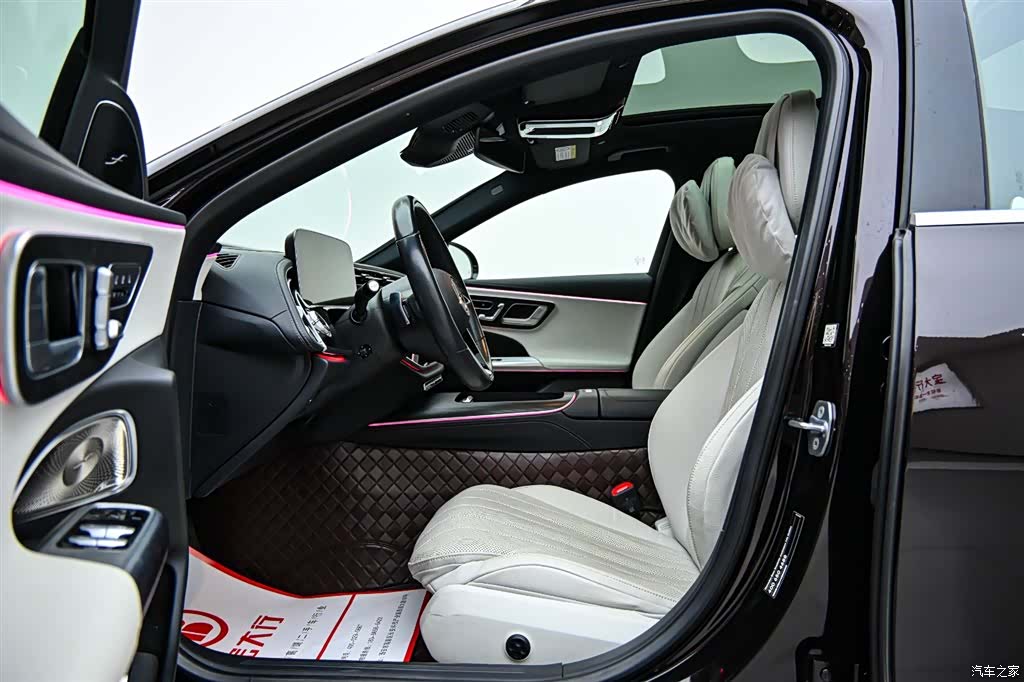 Mercedes-Benz E-Class, 2024 12