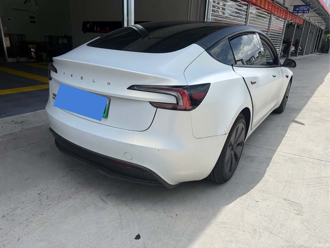 Tesla Model 3, 2024 13