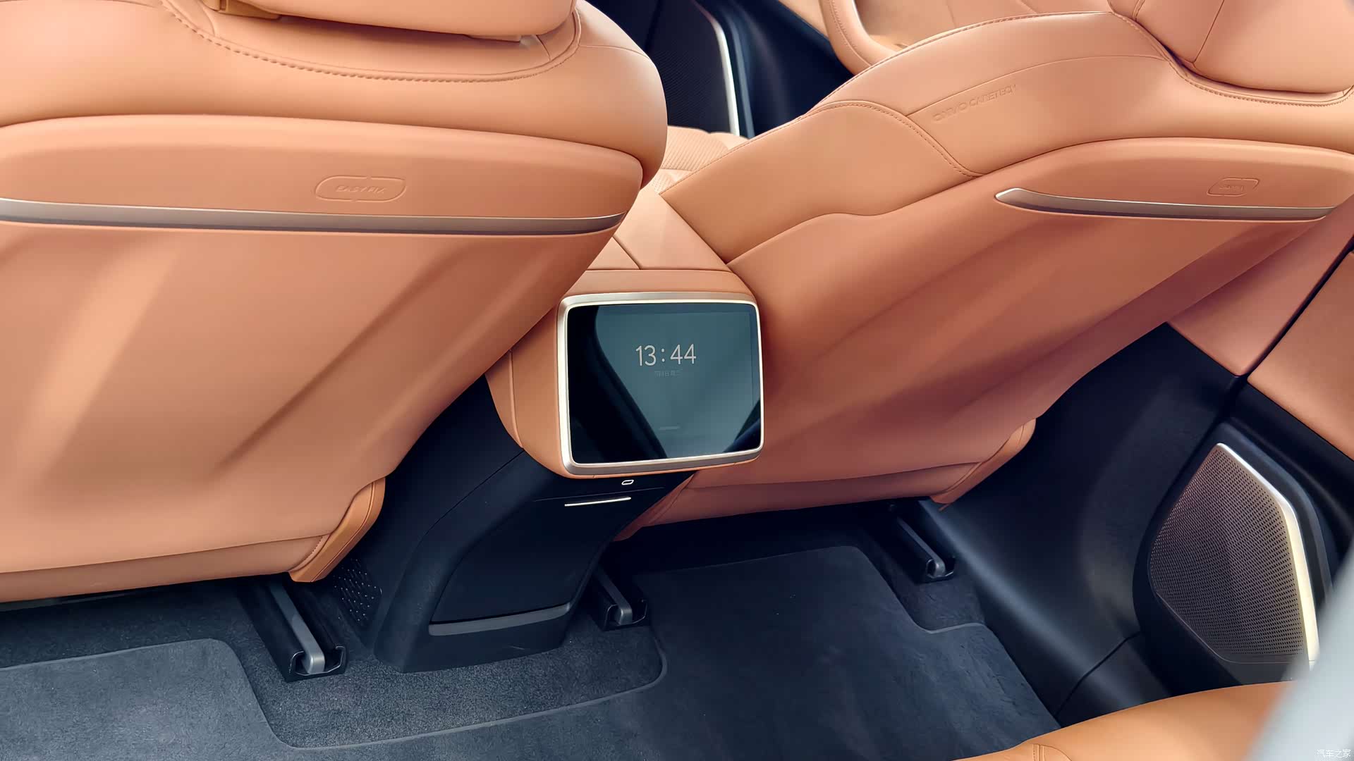 NIO L60, 2025 11