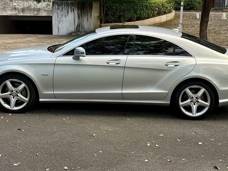 Mercedes-Benz CLS
