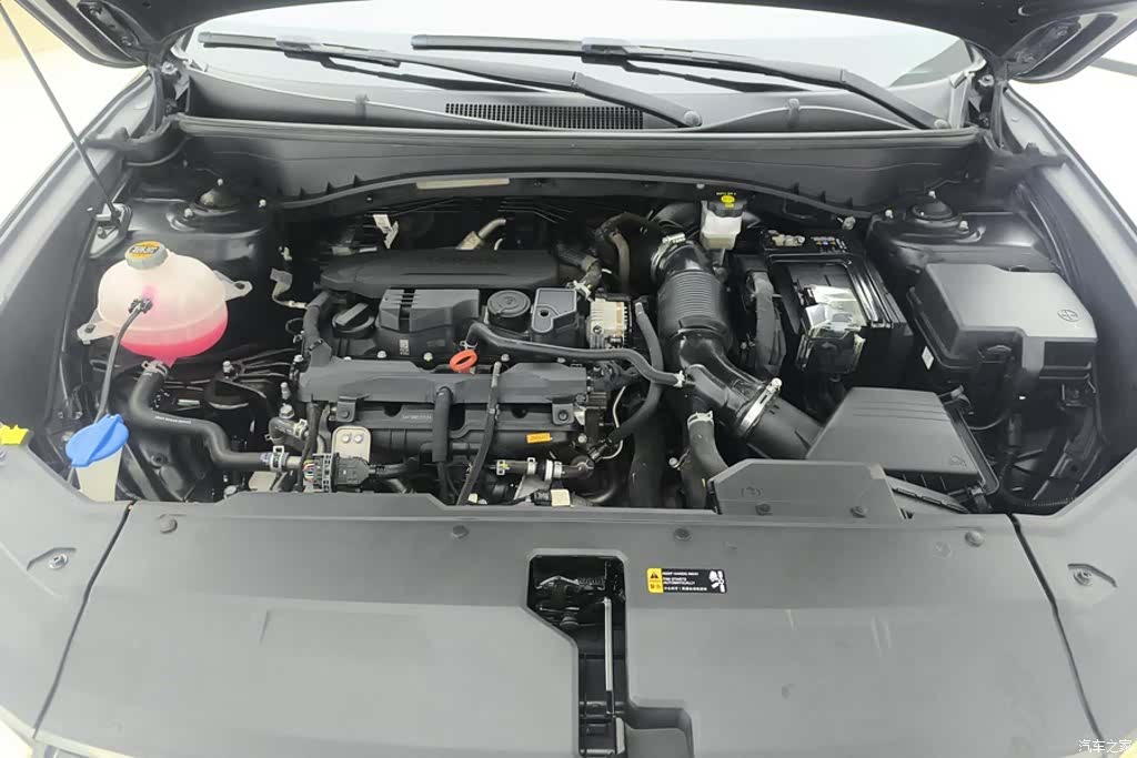 Hyundai Tucson L, 2022 10