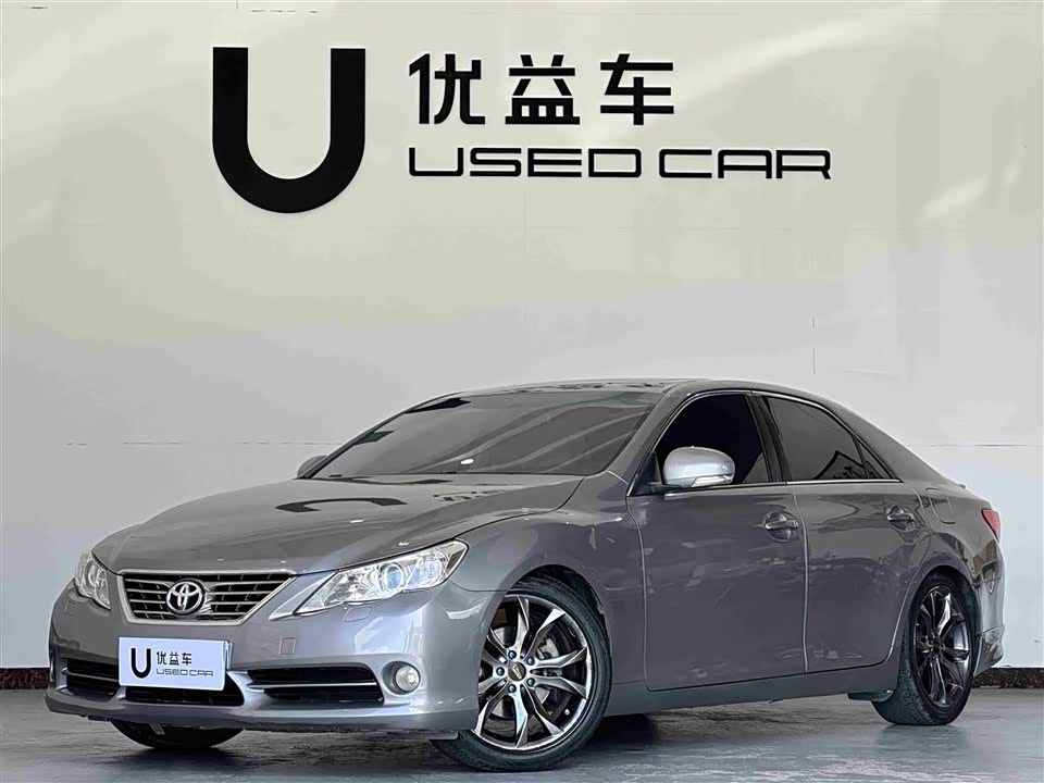 Toyota Reiz
