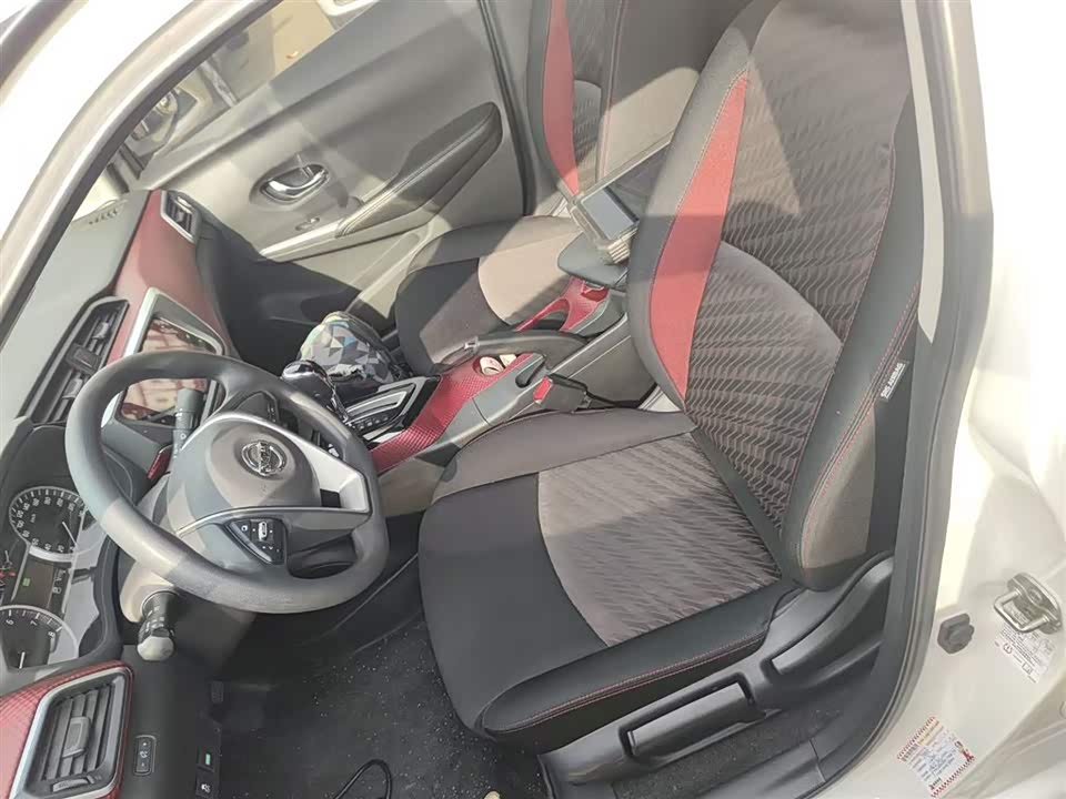 Nissan Bluebird