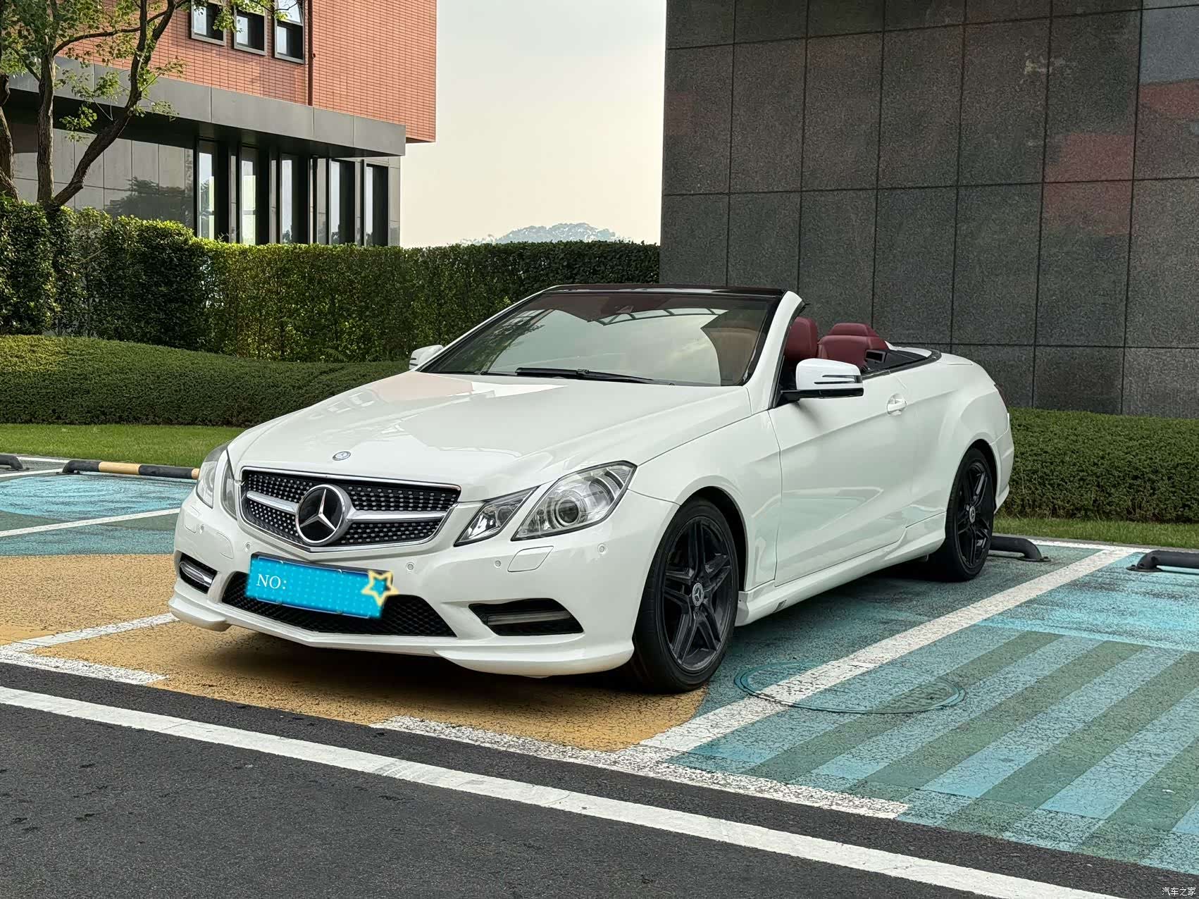 Mercedes-Benz E-Class, 2012 1