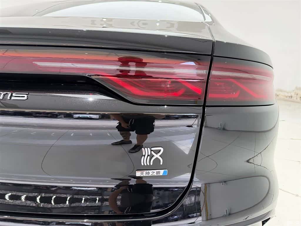 BYD Han, 2025 10
