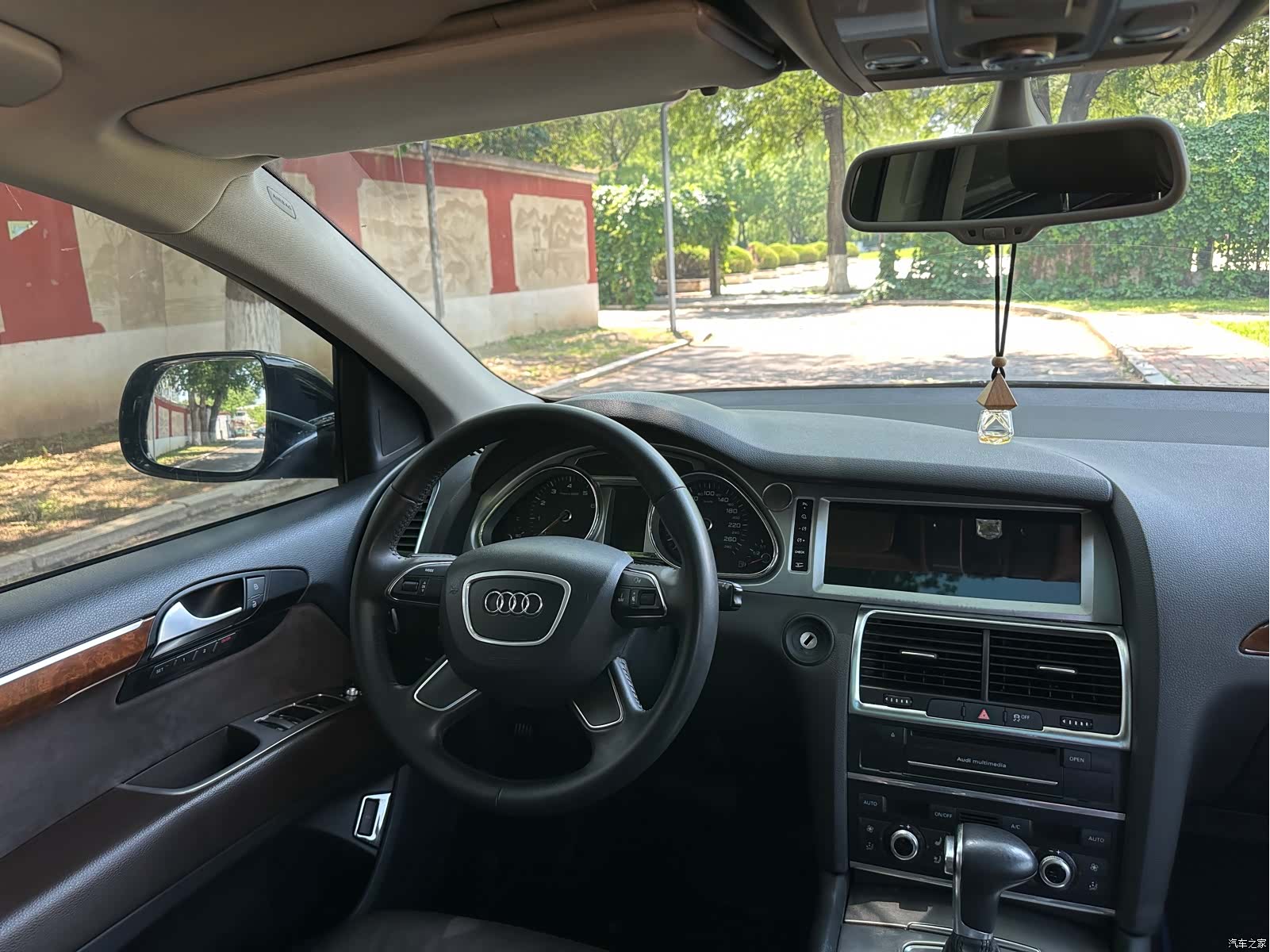 Audi Q7, 2013 35