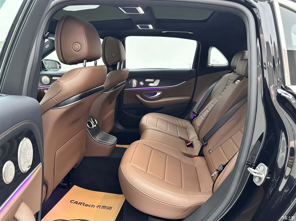 Mercedes-Benz E-Class, 2023 9