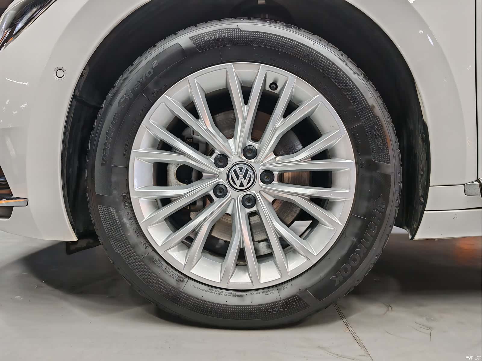 Volkswagen CC, 2020 все фото