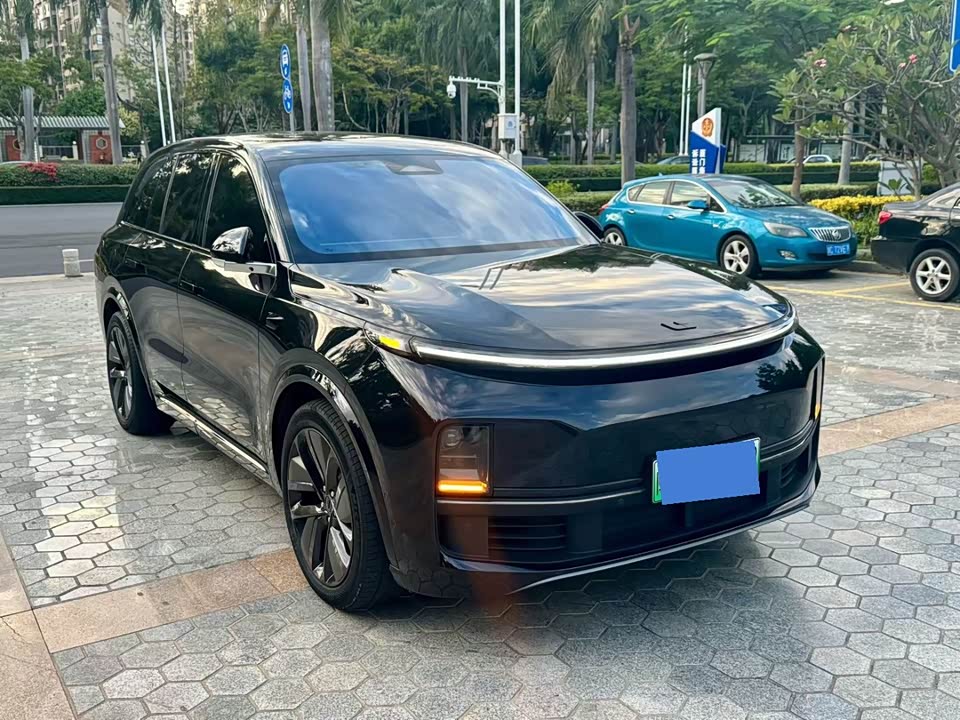 Li Auto Ideal L8
