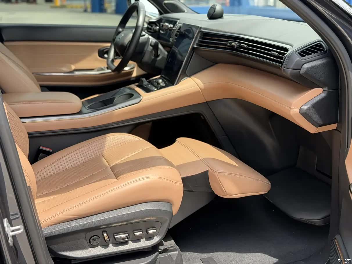 NIO ES8, 2021 10