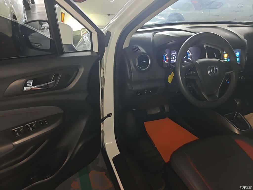Changan CS15, 2018 16