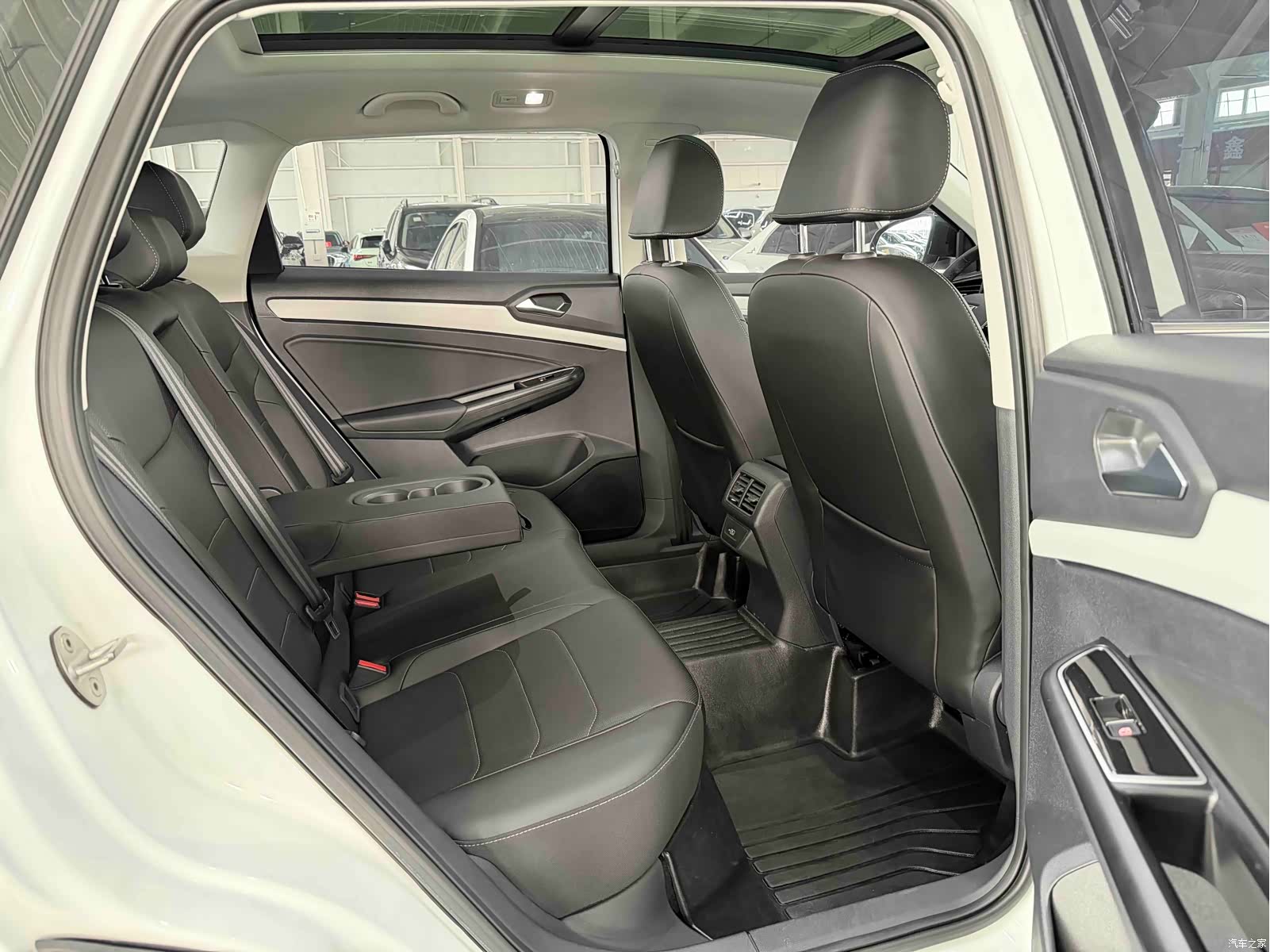 Volkswagen VS7, 2023 16