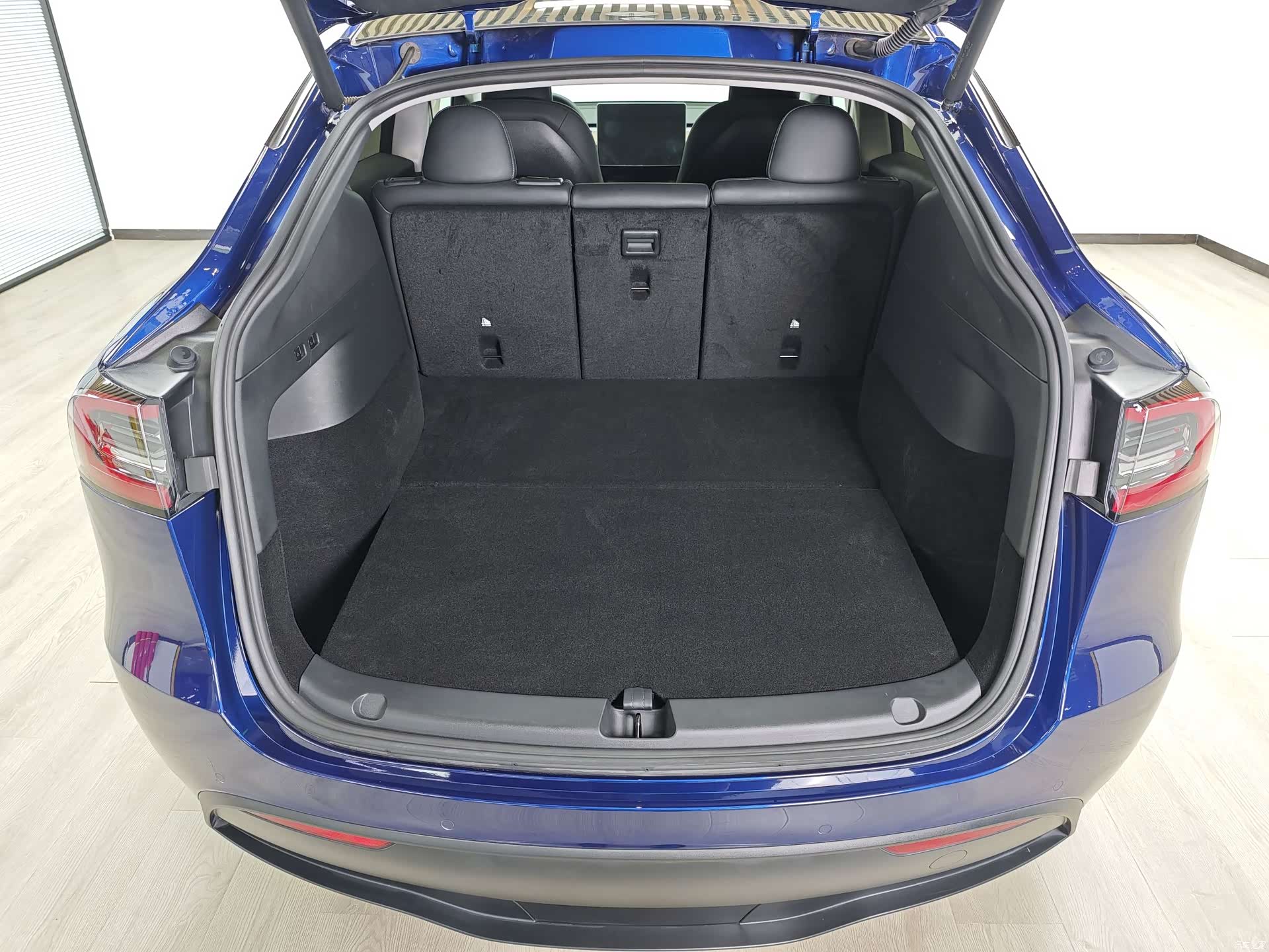 Tesla Model Y, 2022 8