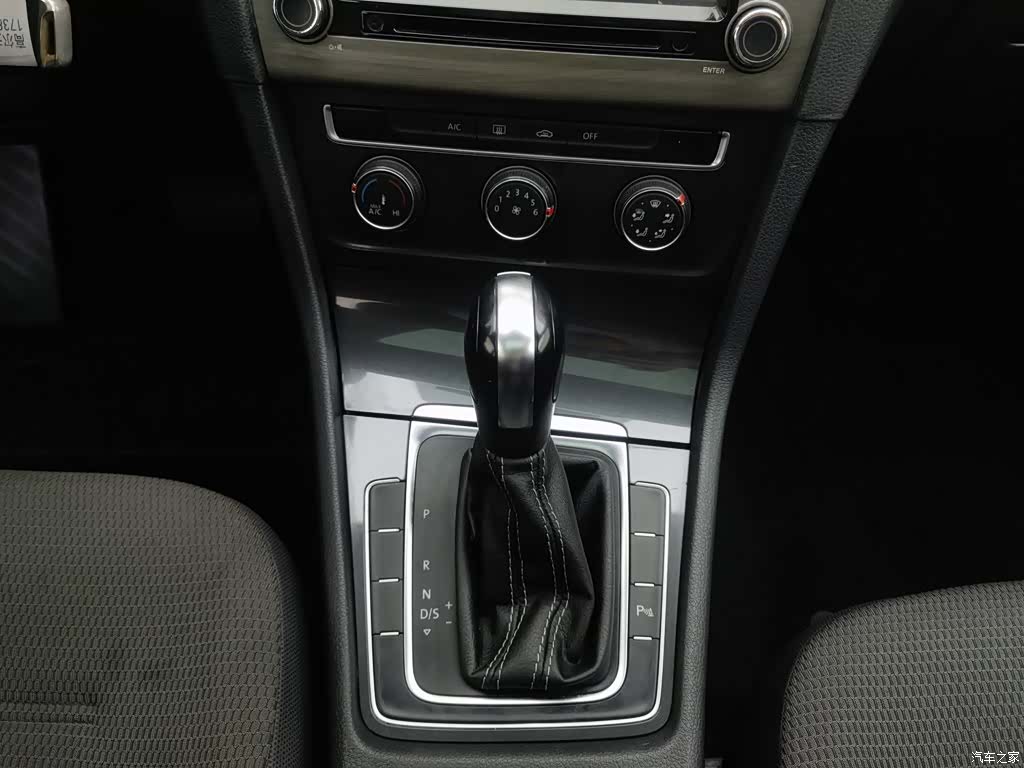 Volkswagen Golf, 2017 13