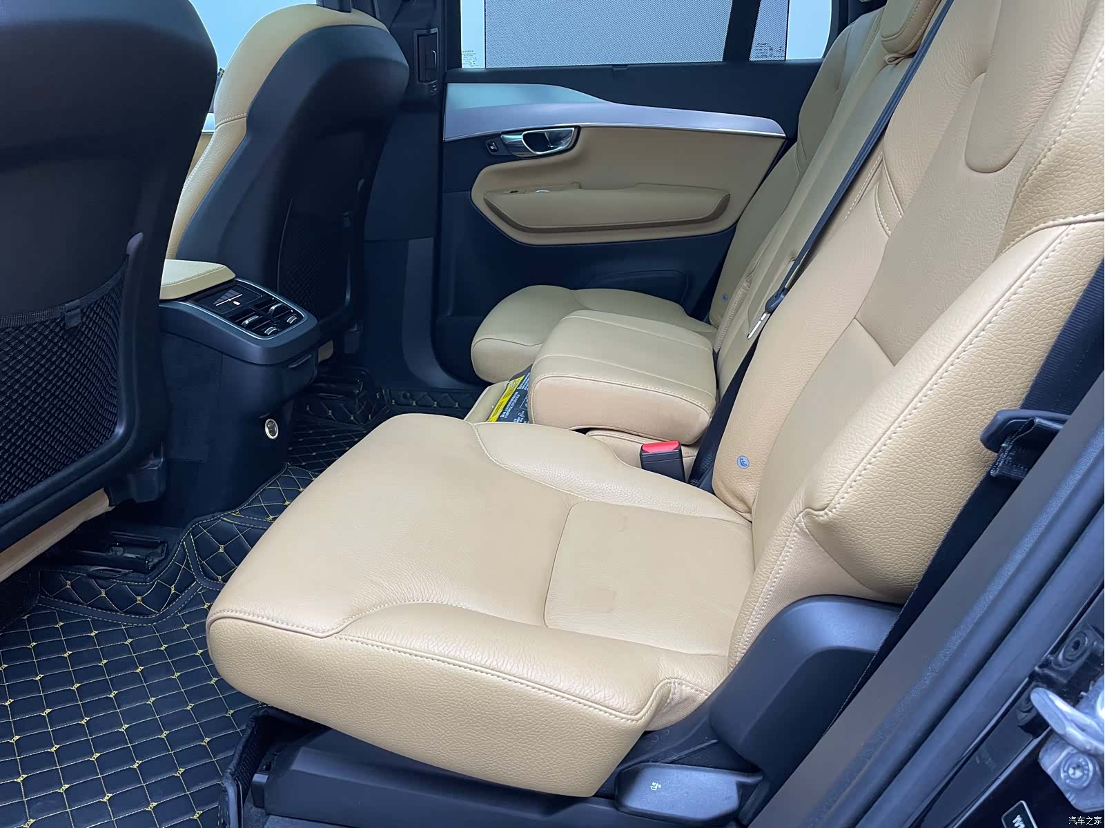 Volvo XC90, 2018 10