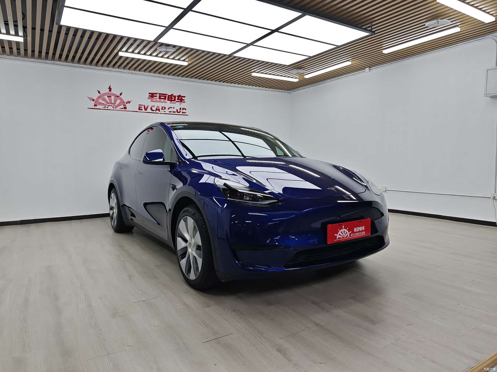 Tesla Model Y, 2022 2
