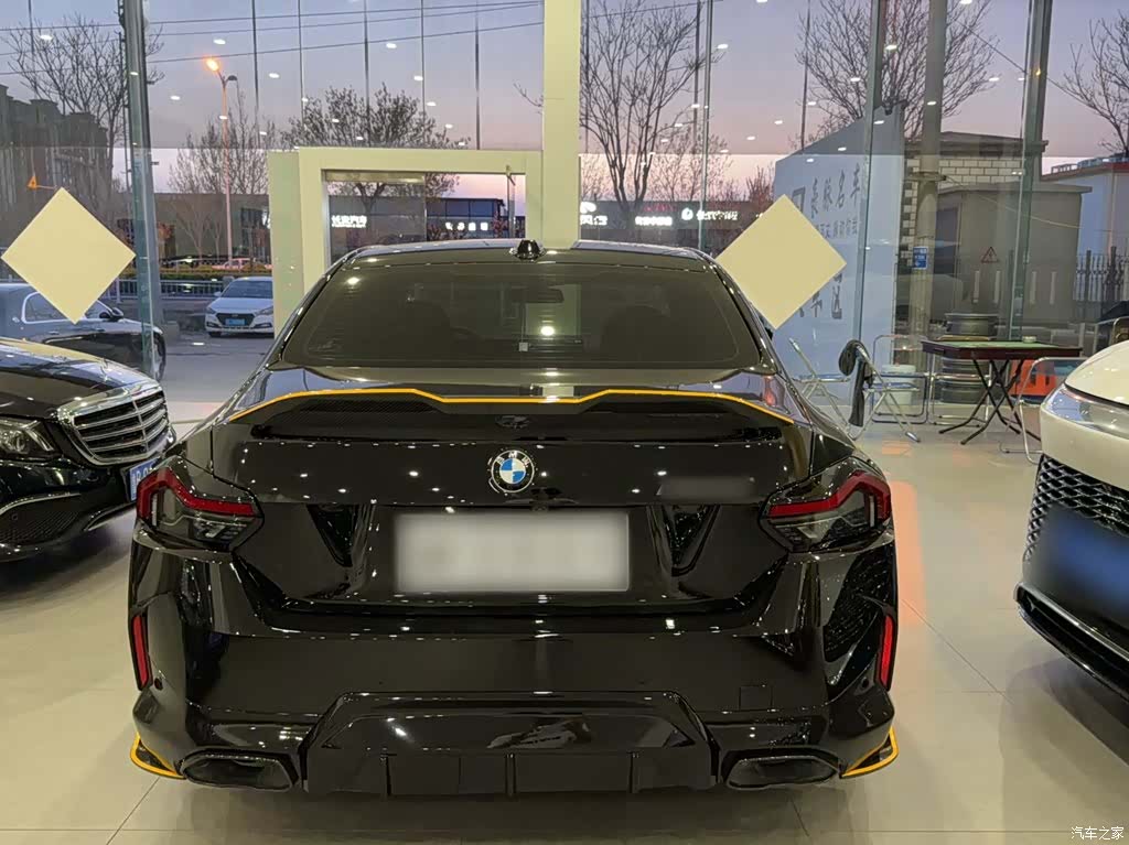 BMW M2, 2025 7