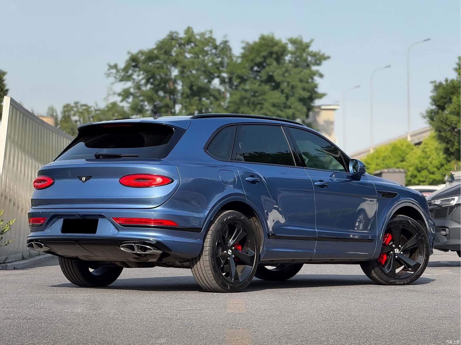 Bentley Bentayga, 2021 22