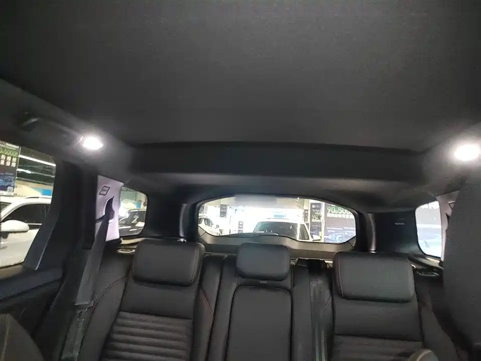 Land Rover Discover sports