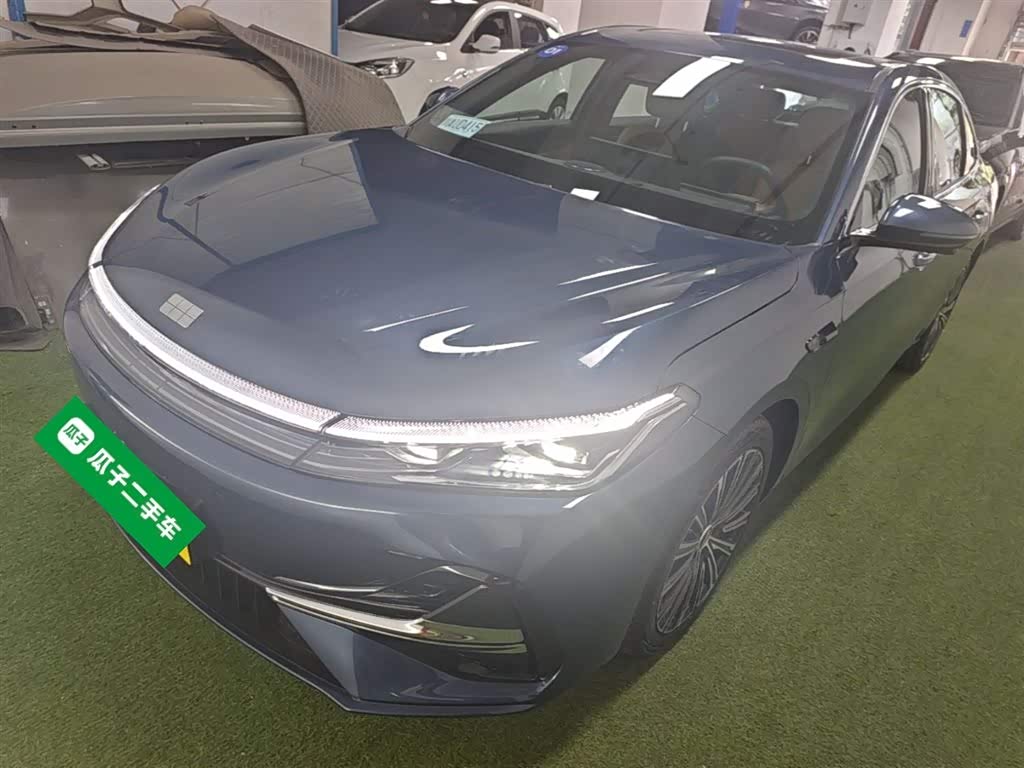 Geely Galaxy A7 EM