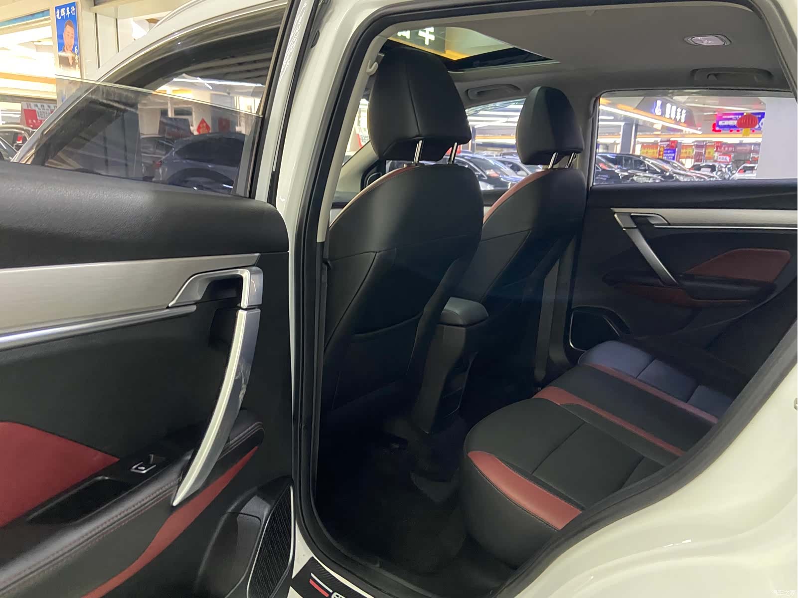 Geely Coolray, 2023 8