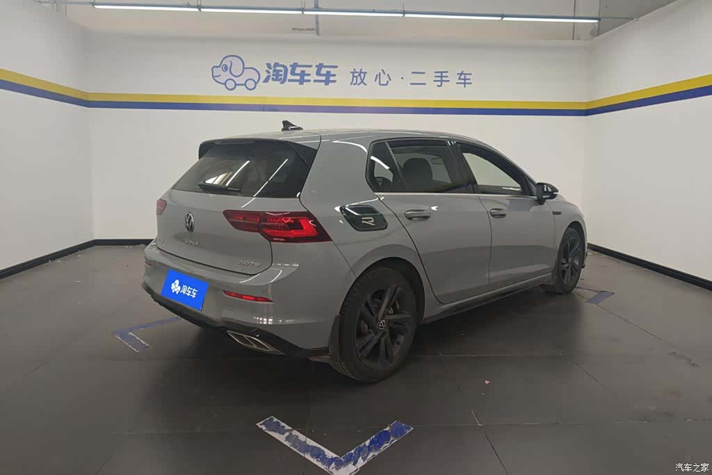 Volkswagen Golf, 2021 3
