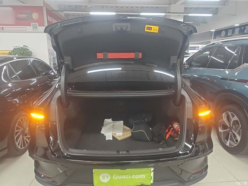 BYD Han, 2023 19