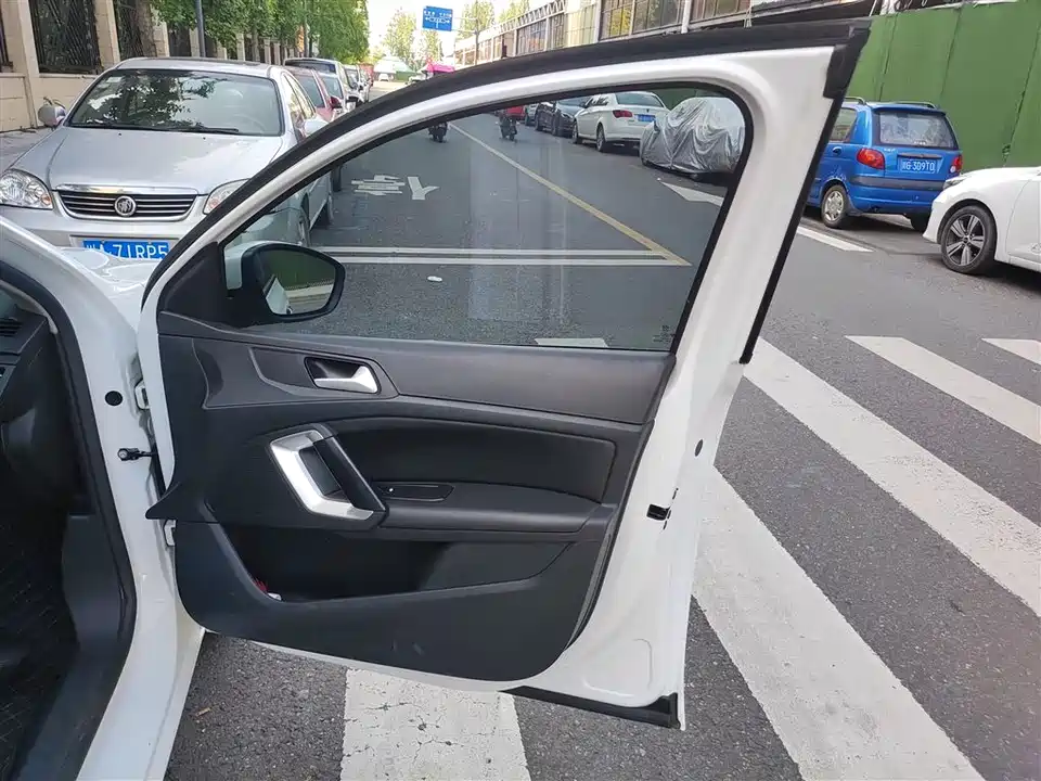 Peugeot 408 Peugeot 408