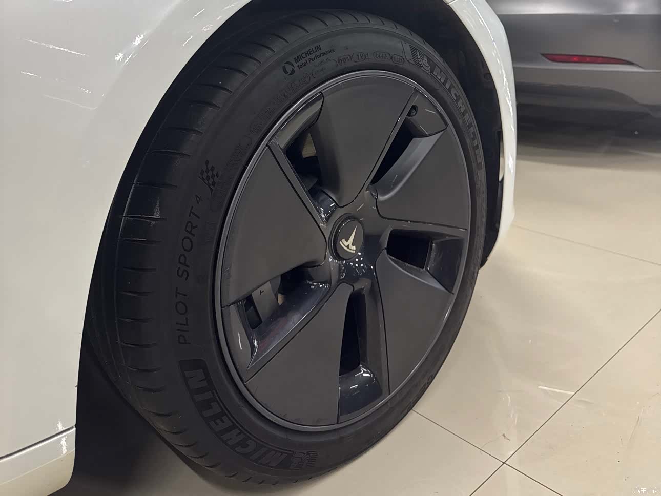 Tesla Model 3, 2021 10